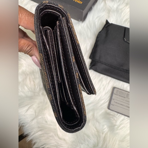 FENDI ZUCCA TRIFOLD WALLET - Picture 5 of 15
